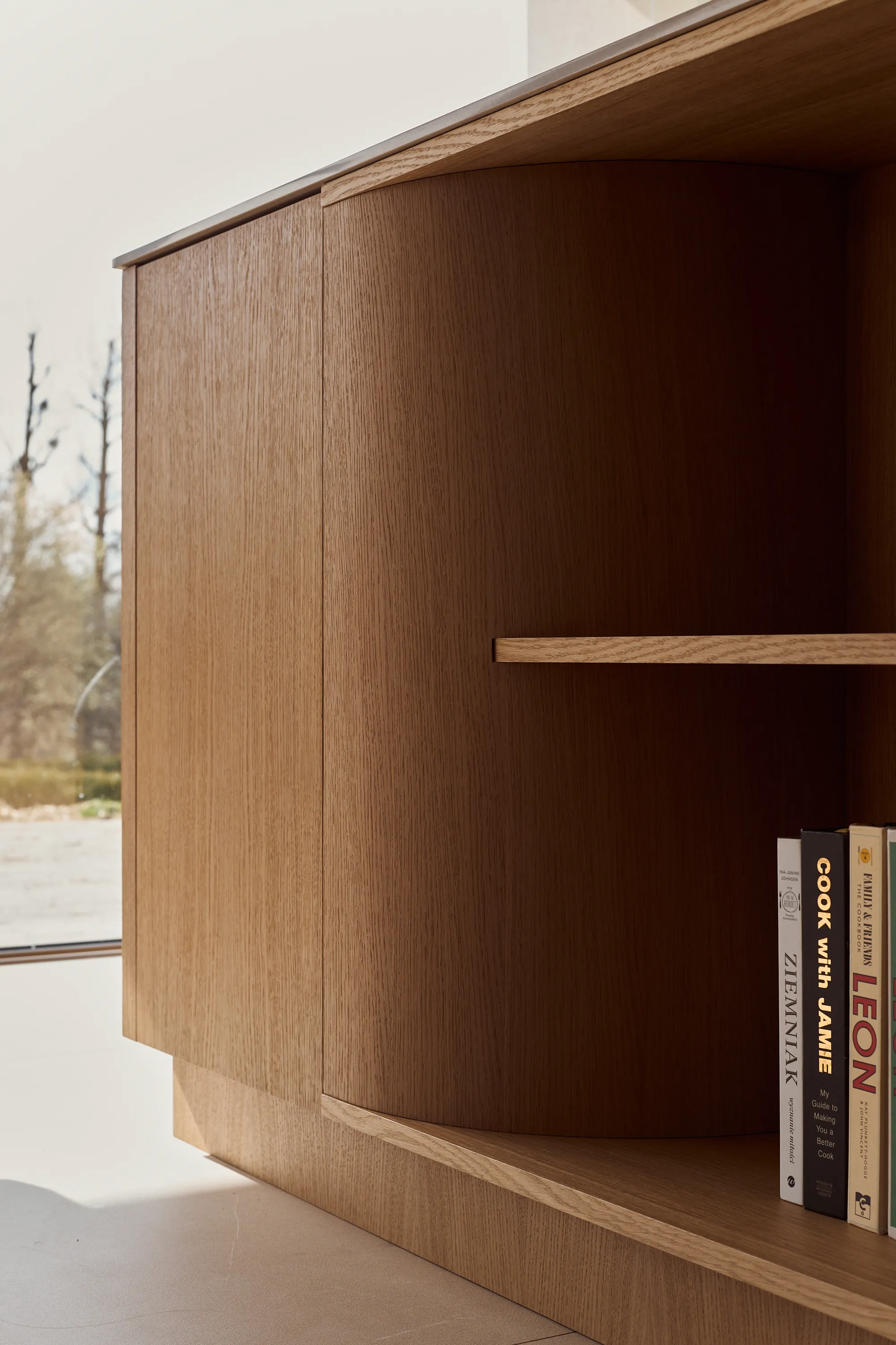 The White Oak Kitchen — view 14